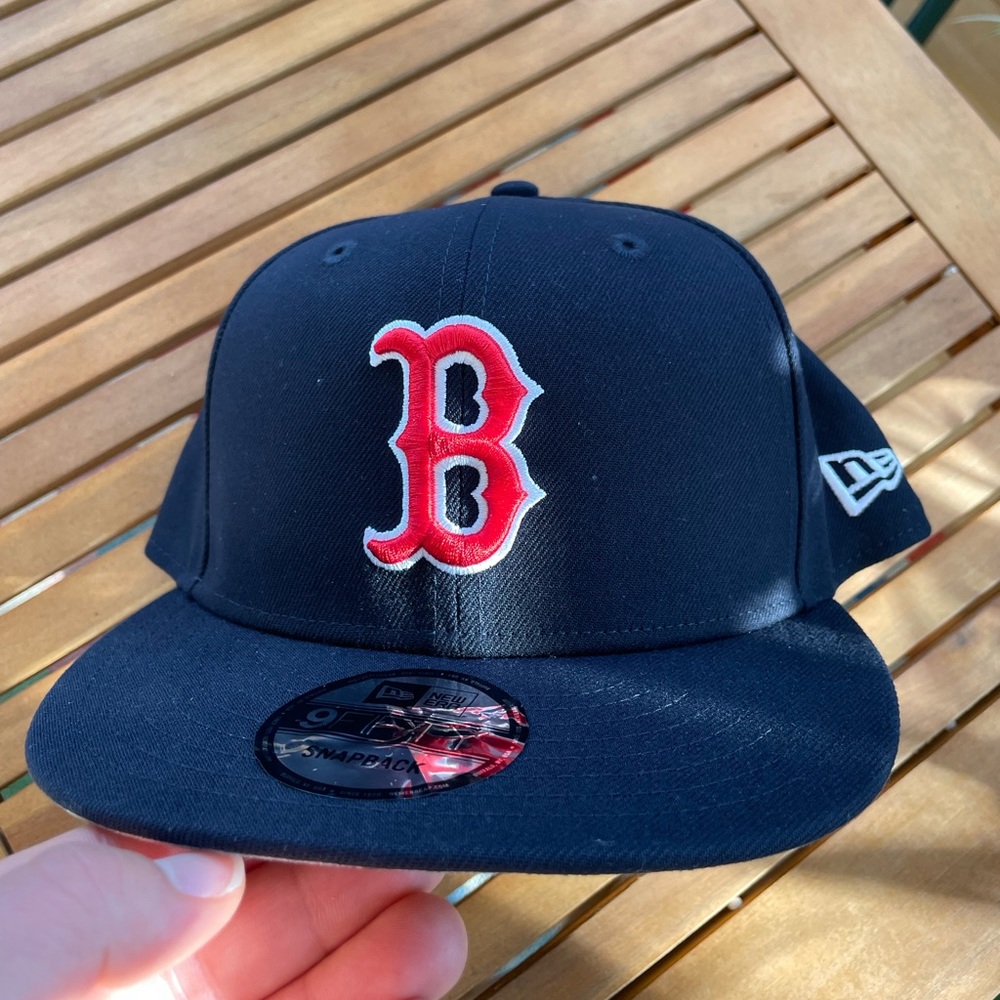 NWT Red Sox Snapback